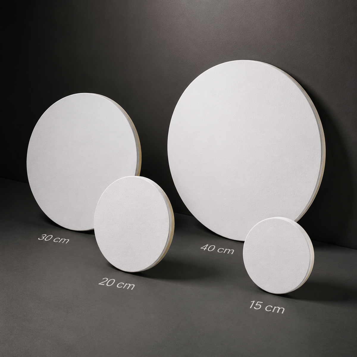 Round stretched canvases in 15, 20, 30 and 40 cm with size labels